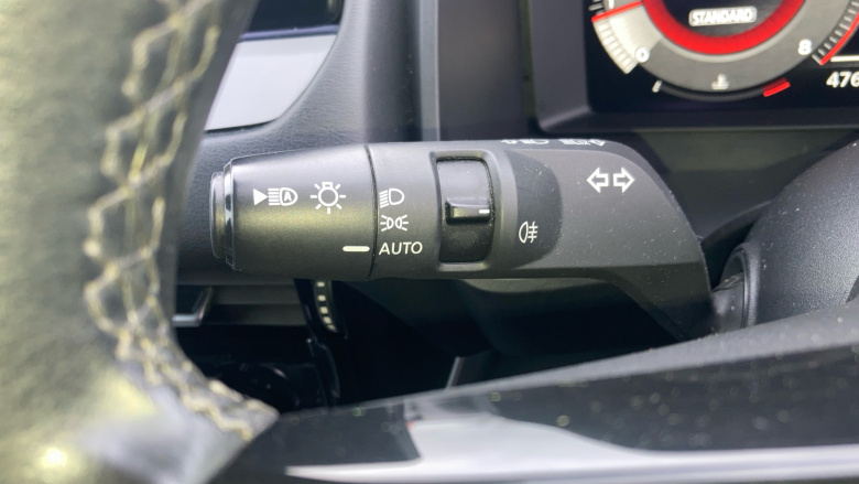 Nissan Qashqai 1.3 DiG-T MH N-Connecta 5dr Petrol Hatchback